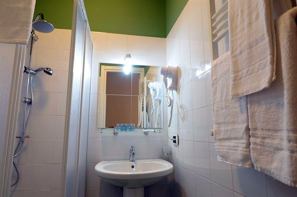 Trasteveredreamsuites B&B โรม ภายนอก รูปภาพ