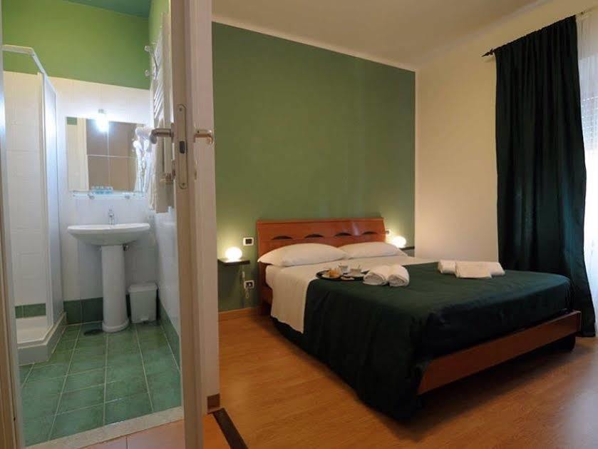 Trasteveredreamsuites B&B โรม ภายนอก รูปภาพ